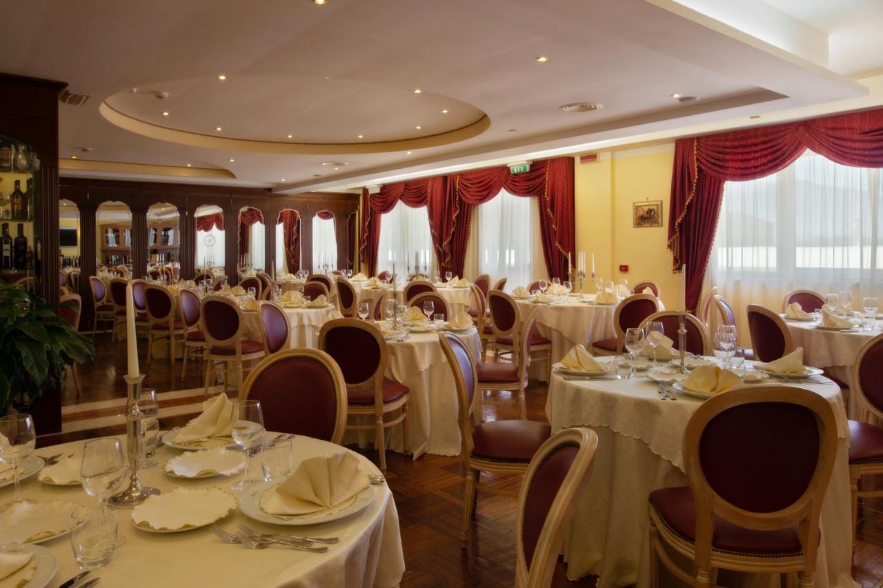 Grand Hotel Osman & Spa E Ristorante Il Danubio Atena Lucana Eksteriør billede